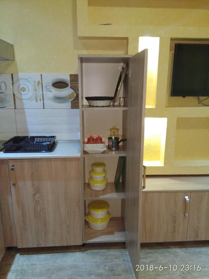 Guest House In Center Yerevan Ngoại thất bức ảnh